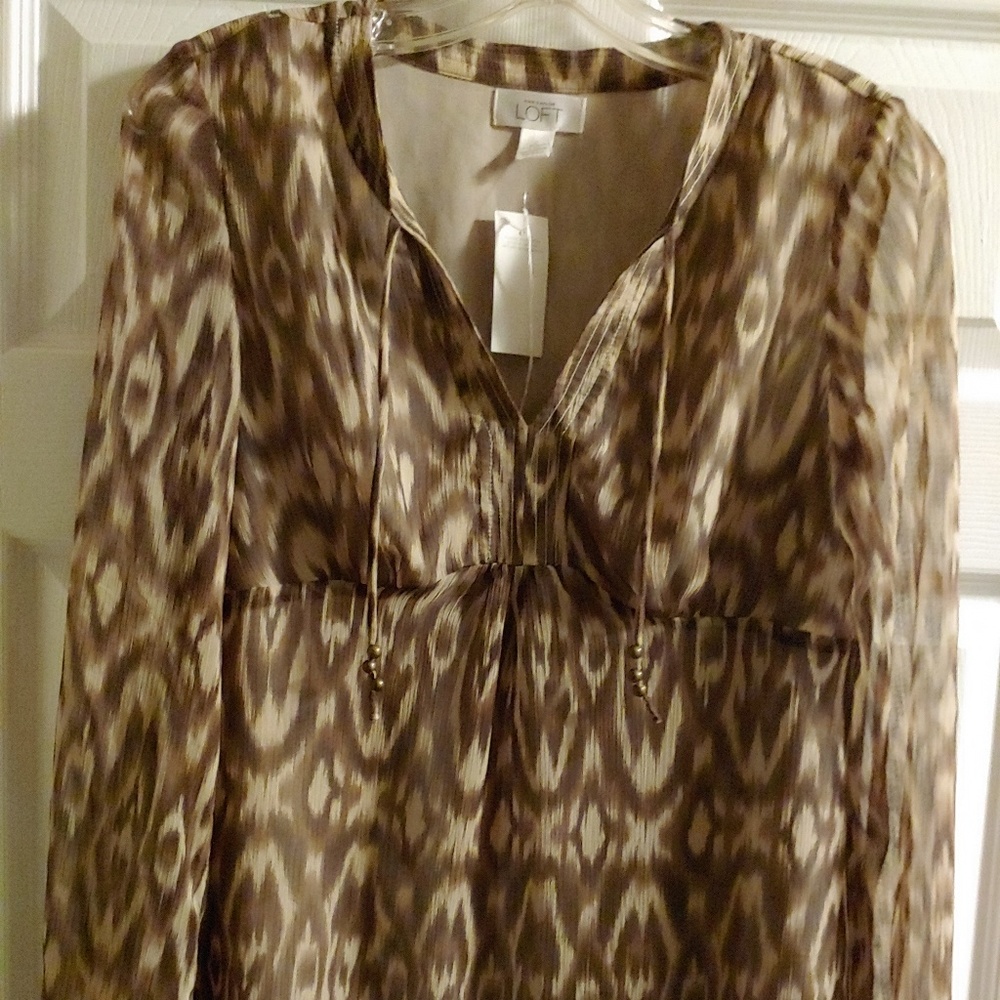 Loft  Design Petite Blouse